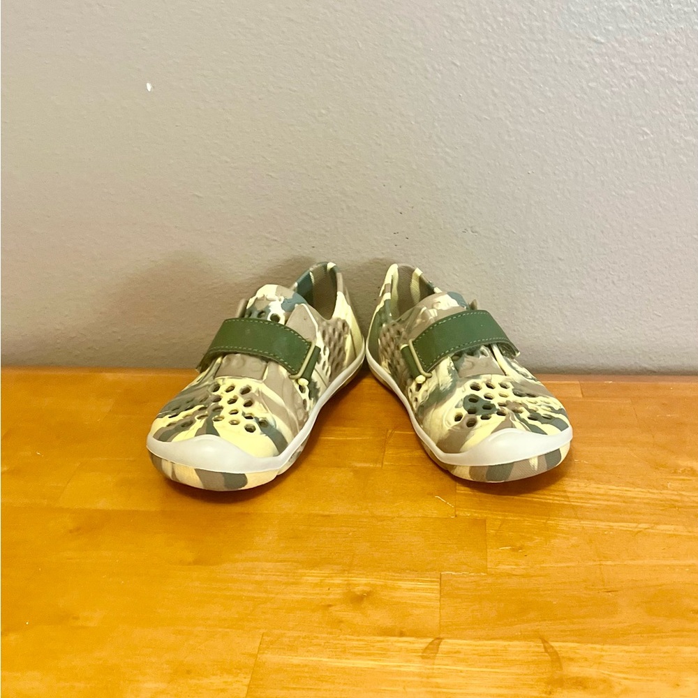 Plae Mimo Water Shoes, Camouflage - Size 10 Toddler (EUC)